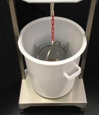 PE-Tauchwasserbehälter mit Wägekorb und Beruhigungseinsatz